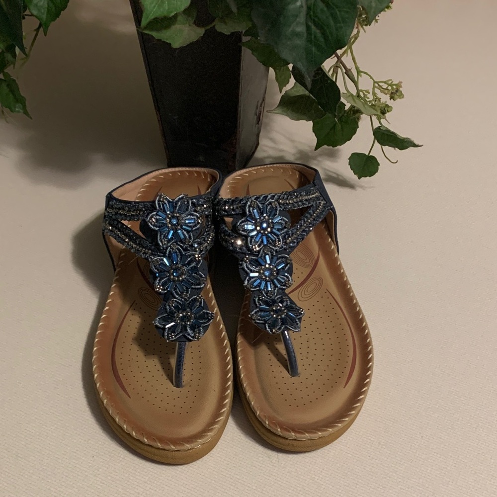 Women's Blue Beaded T-Strap Sandals